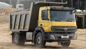 BharatBenz 1923C